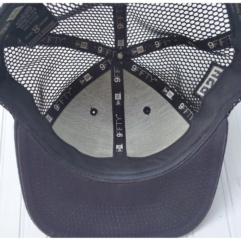 New Era 9FIFTY USA Soccer Snapback Hat Navy Blue Mesh Trucker Cap OSFM - Picture 4 of 7